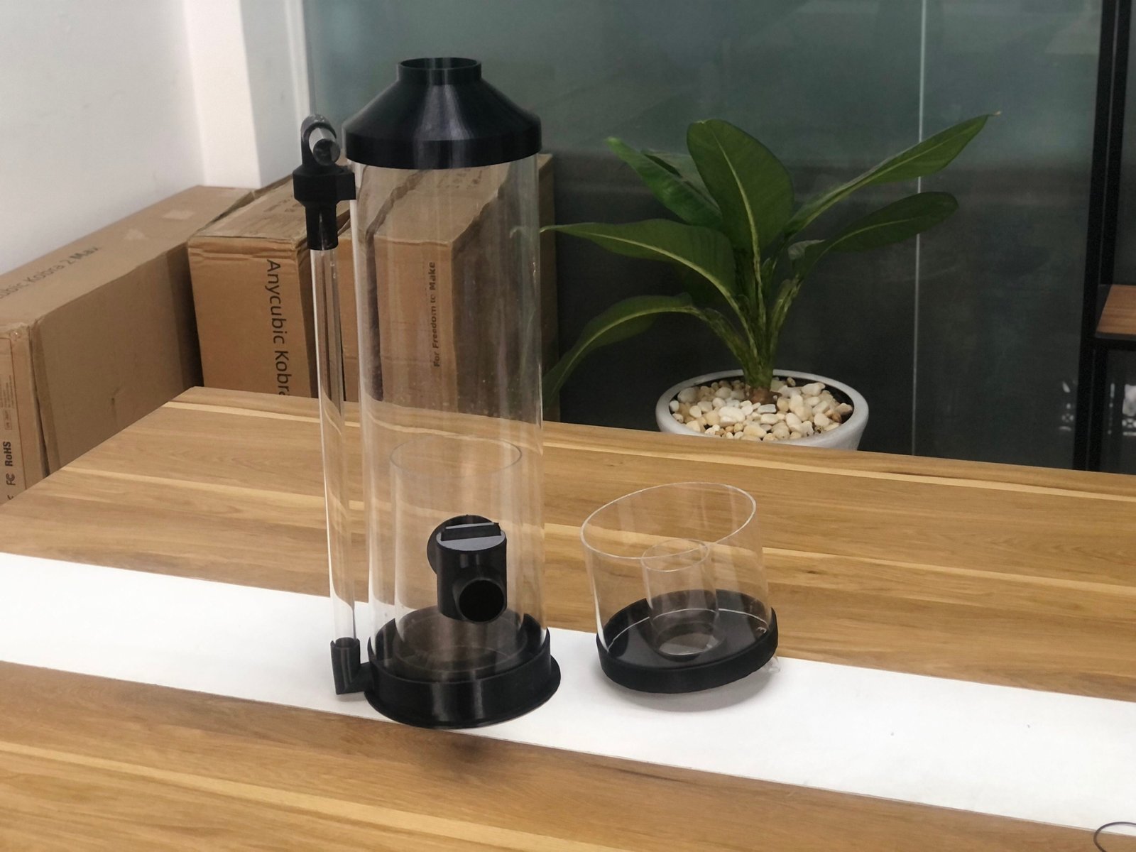 Làm sạch nước hồ cá